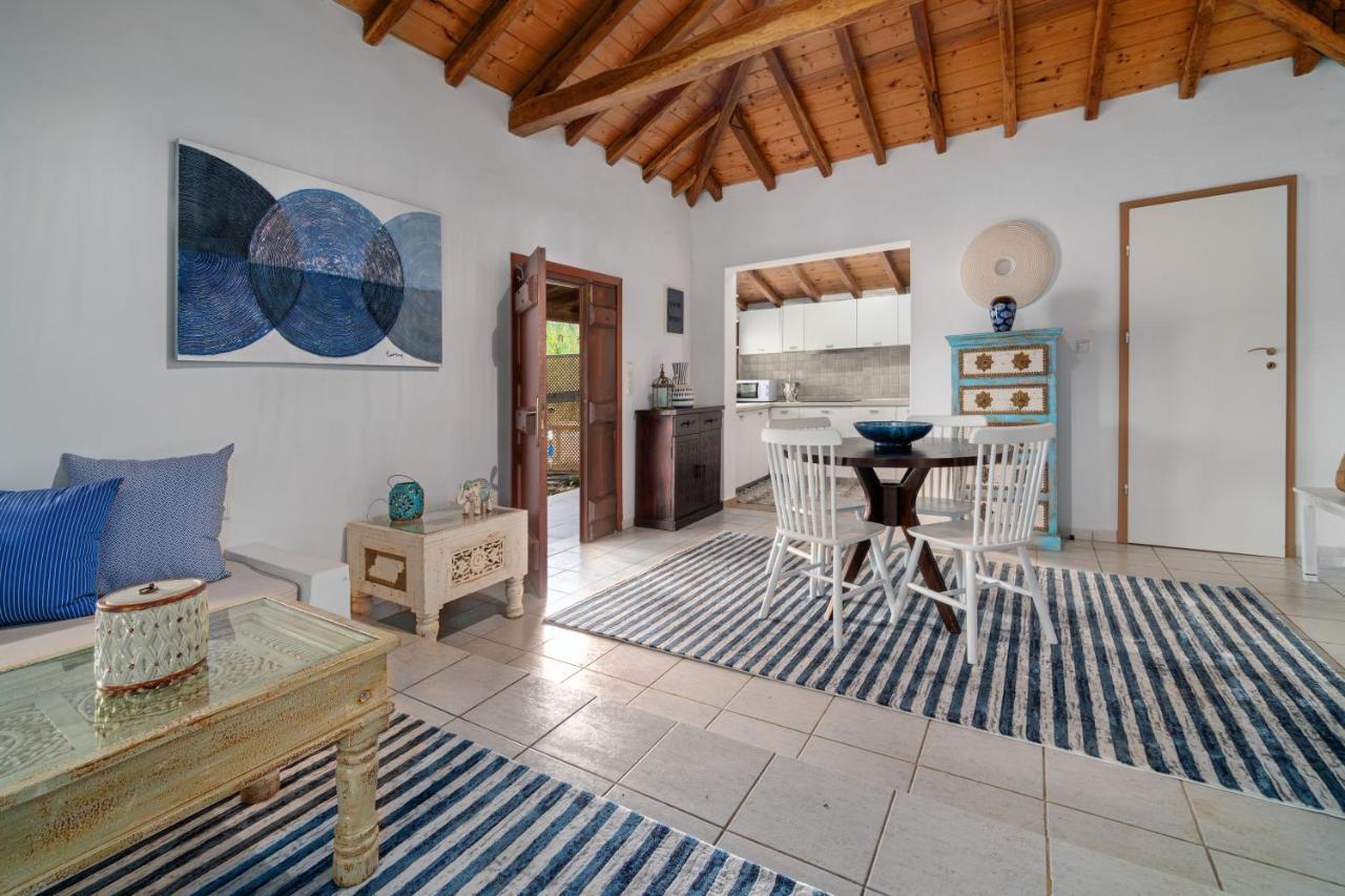 Amouage Boutique Home Koliósz Kültér fotó
